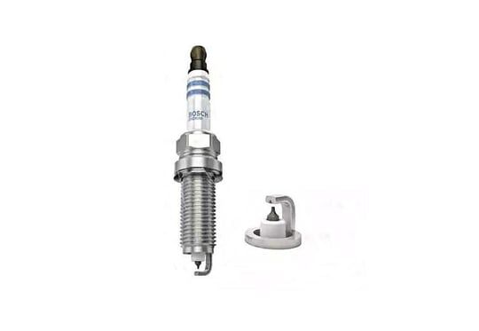 Bosch 0242135517 Ateşleme Bujisi İridyum Captur Clio IV Clio V Duster II Megane IV Qashqai 0.9 Tce 1.2 Tce H5F  224019133R-224012047R