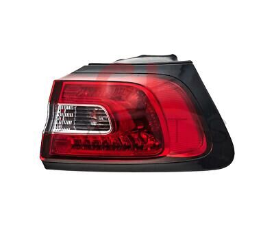 Stop Lambası Dış Sağ Cherokee 15> - 68102908AF