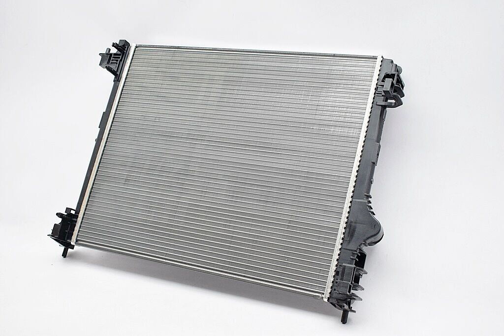 MGA-80486 - Su Radyatörü Mekanik (Renault: Megane IV 1.6 Dci Sedan 15-/Talisman 1.6 Tce/Grand Scenic 16-) - 214108175R 214102235R