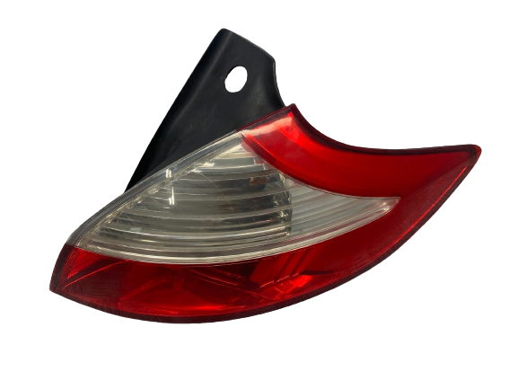 PLE-3406 Stop Lamba Diş Sağ (Renault: Megane 3 (III) HB 2015-2016) Dişı Koyulastırılmıs - 26550-0007R