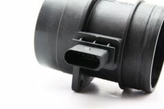 BOSCH-0281002735 - Hava Kütle Ölçer (Akışmetre) (Audi A3 2.0Tdi 16V 03-12/A4 A5 A6 2.0Tdi 08-)  PASSAT-GOLF5-JETTA-A4-A6 2.0 TDI  03G906461C