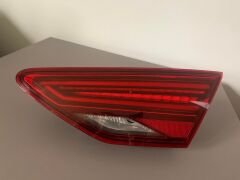 Stop Lambası Sağ İç Ledlı Leon 17> - 5F0945308) 5F0945308N