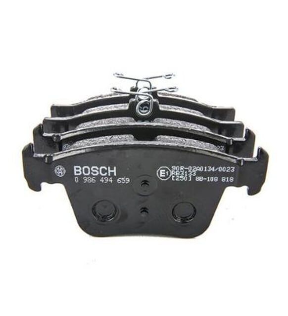 BOSCH-0986494658 - Arka Fren Balatası- (Vw Golf 13-Passat 14- Audi A3 12-Seat Leon 13-Skoda Superb 15-) 8V0698451A
