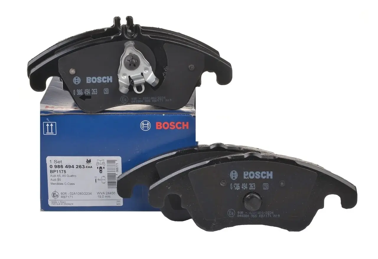 BOSCH-0986494263 - Fren Balatası (Mercedes W204-207-212-218 Ön Kulaklı) 0054201620 54201020