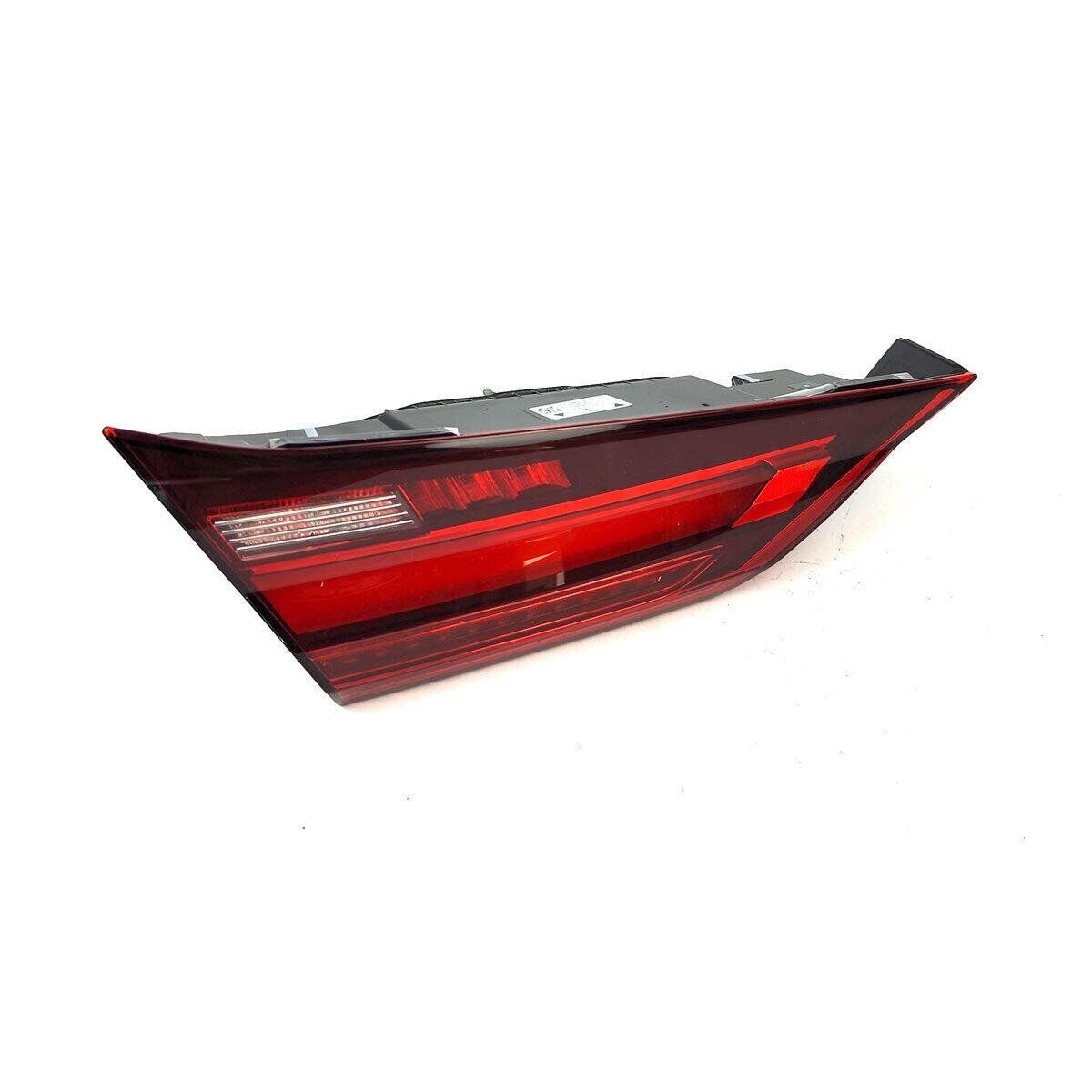 Stop Lambası Sol Bmw F40 19> - 63217450651