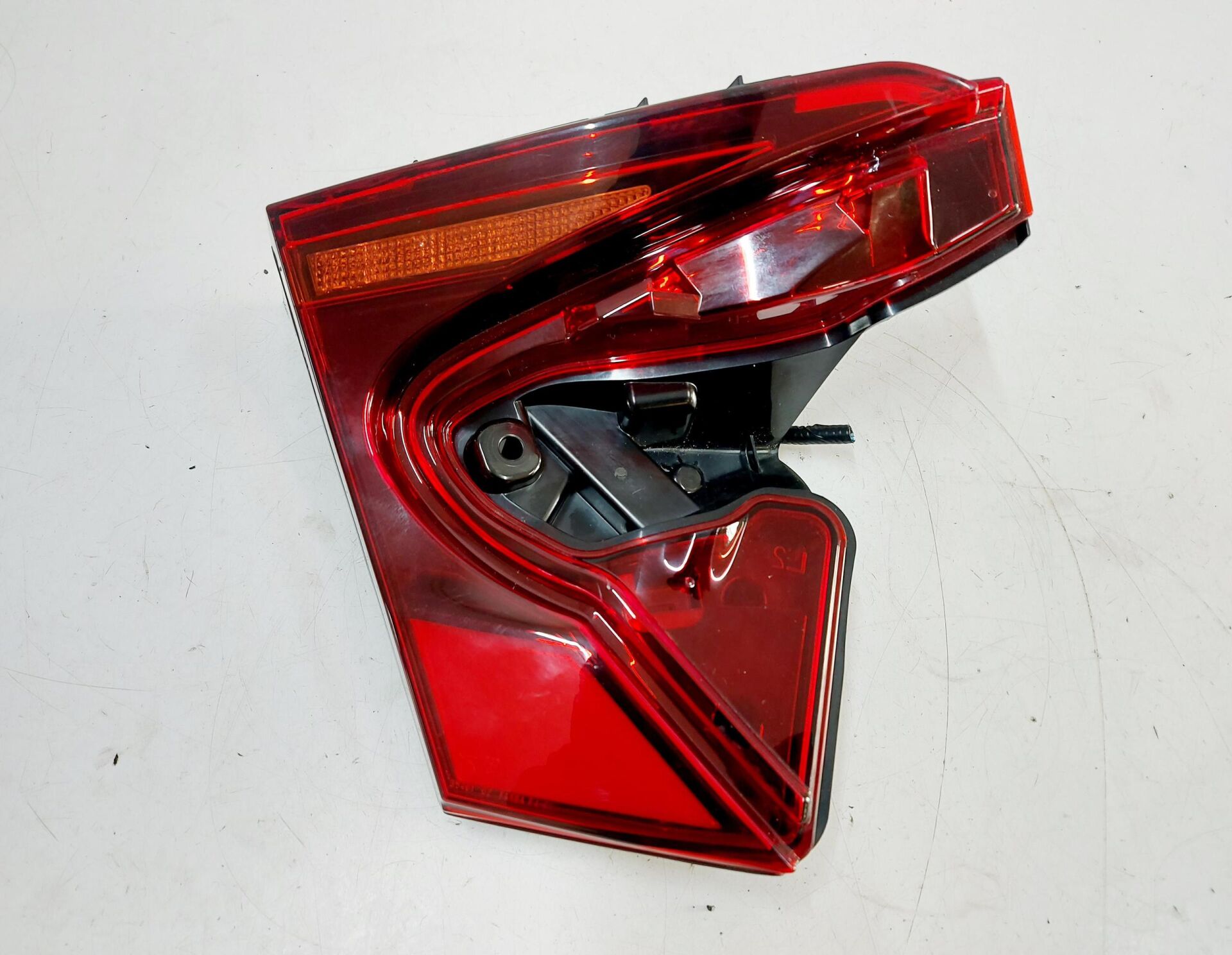 Stop Lambası İç Sol Toyota Chr 2019-> Ledlı - 81590-F4130