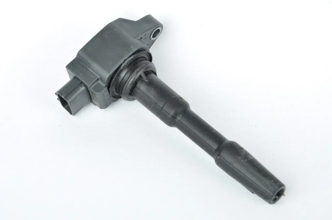 Maı-224332428R Ateşleme Bobini Captur Clio IV Duster II Dokker Lodgy Sandero II Megane IV 1.6 16V H4M Nissan Qashqai J11 Pulsar C13 Juke F15 0.90 H 224332428R