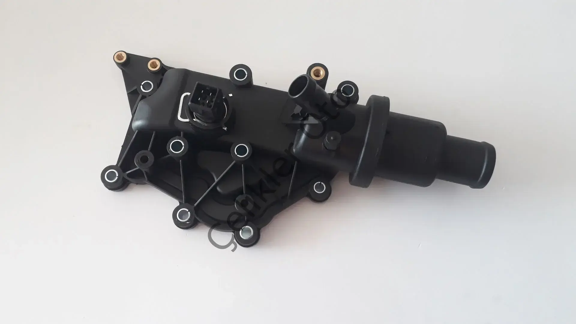 TERMOSTAT (KOMPLE) (89C) (4 FİŞ MÜŞÜRLÜ) MEGANE II-III-FLUENCE-LAGUNA II-III-CLIO III 1.6-1.4 16V 8200561434-8200158269-8200338668